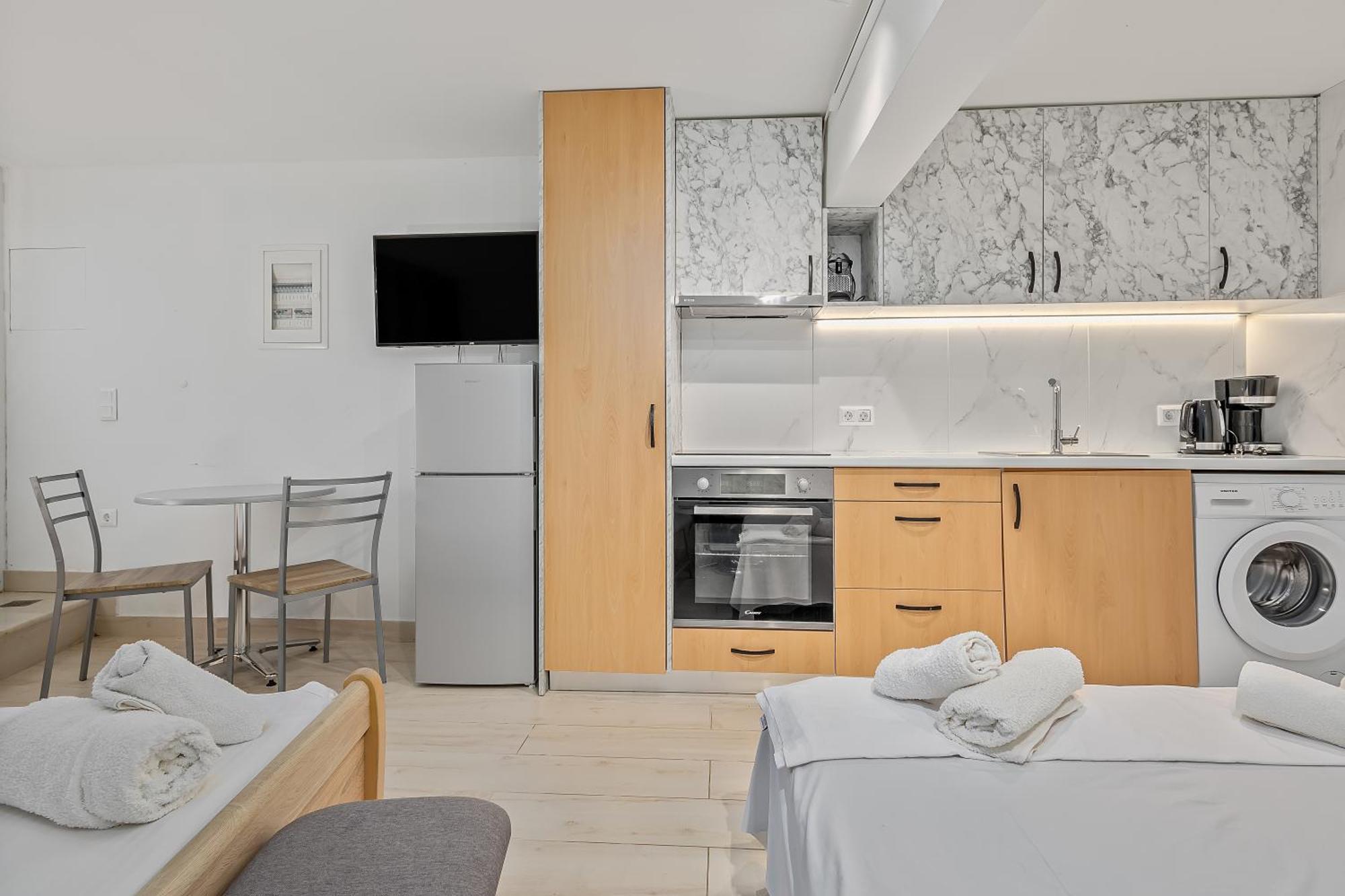 Studio Apartment